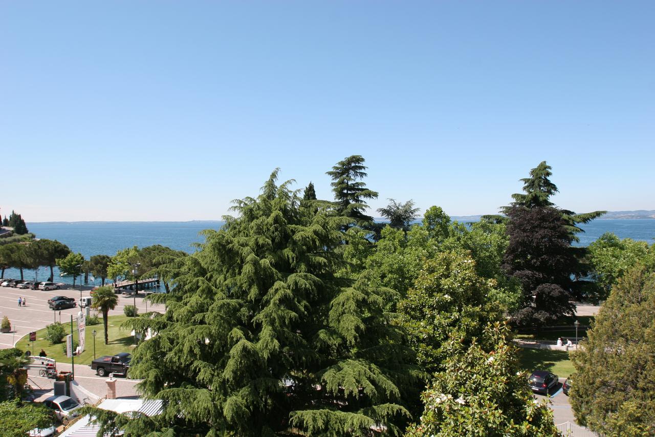 Hotel Europa Garda  Luaran gambar