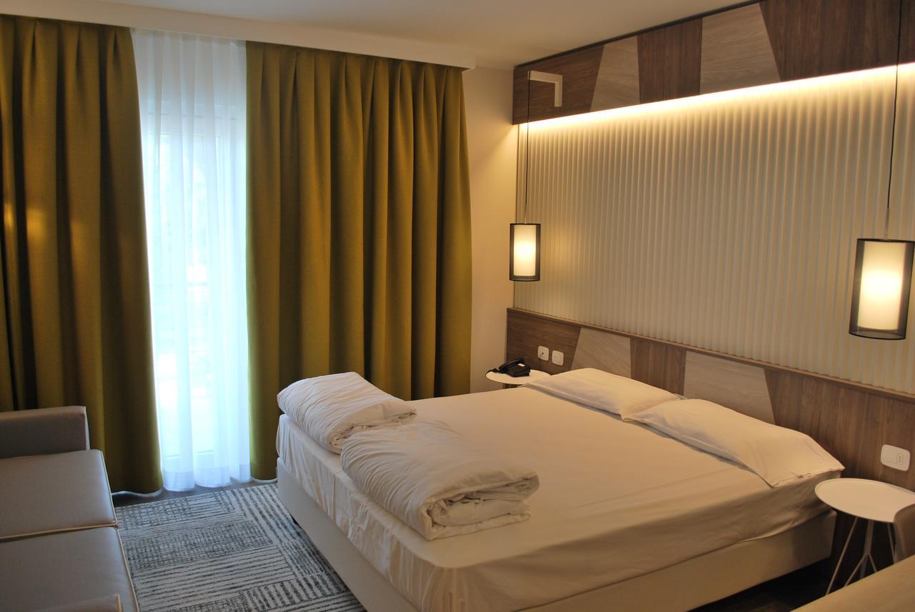 Hotel Europa Garda  Luaran gambar